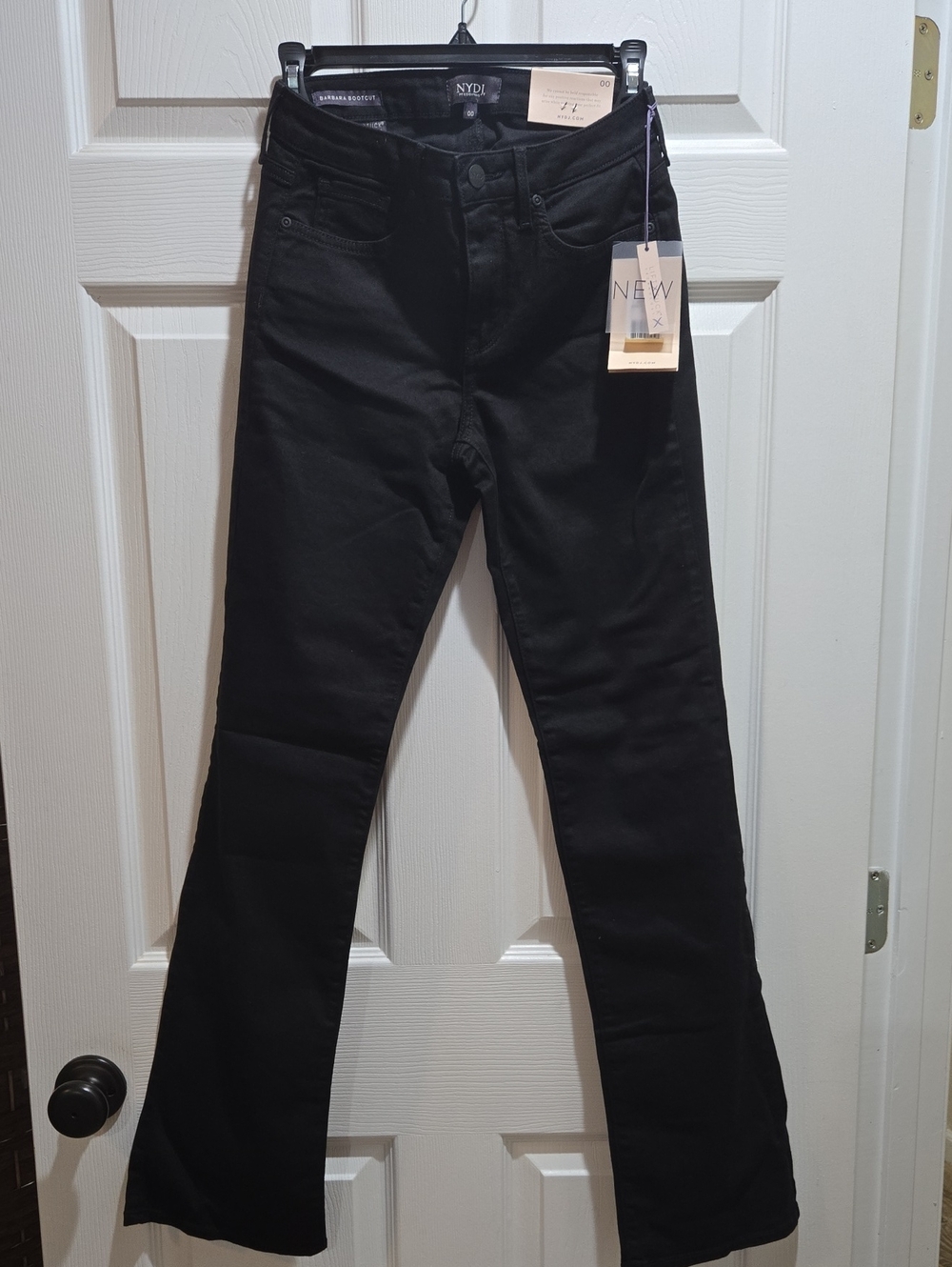 NYDJ Women's Black Barbara Bootcut Jeans. NWT. 00.